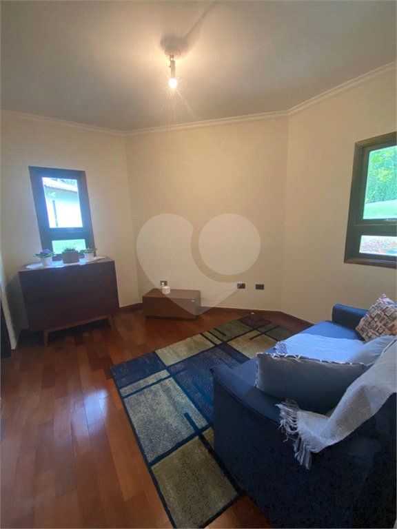 Casa à venda com 4 suítes no condomínio Vale da Santa Fé, Vinhedo - SP