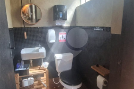 Casa à venda com 3 quartos, sendo 1 suíte, no Centro, Vinhedo, SP