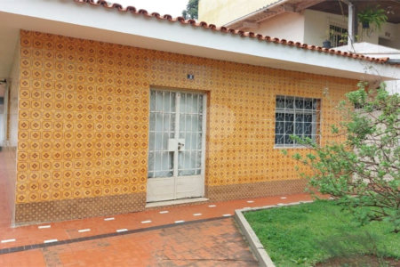 Casa à venda ou para alugar com 6 quartos, sendo 2 suítes, em Parque São George, Cotia, SP