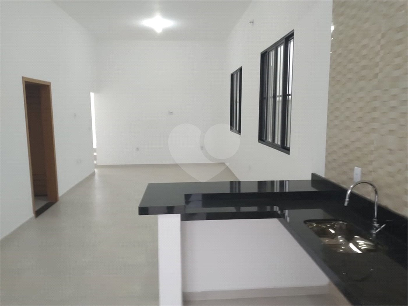 Casa Térrea à venda com 3 quartos, sendo 1 suíte, em Loteamento Residencial Central Park II, Itatiba, SP