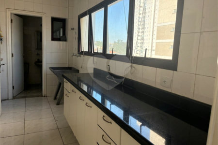 Apartamento à venda com 3 suítes em Vila Galvão, Guarulhos, SP