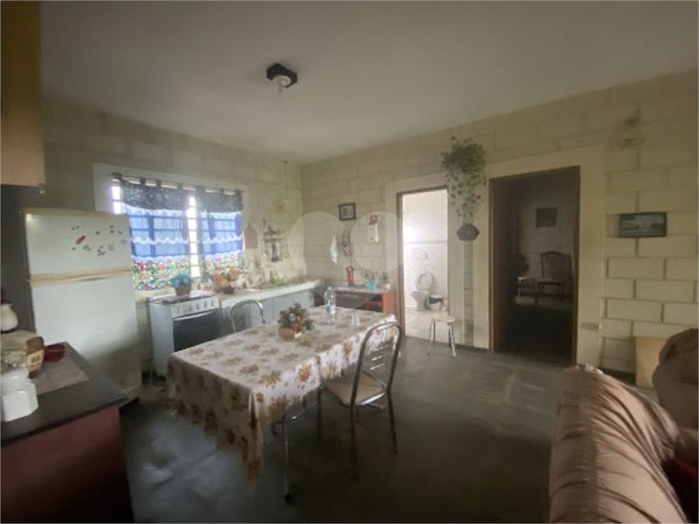 Sítio à venda com 4 quartos, sendo 1 suíte, no Centro, Elias Fausto, SP