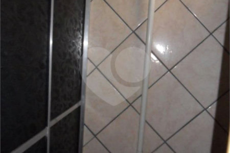 Sobrado à venda com 6 quartos, sendo 2 suítes,  em Residencial Parque dos Servidores, Ribeirão Preto, SP