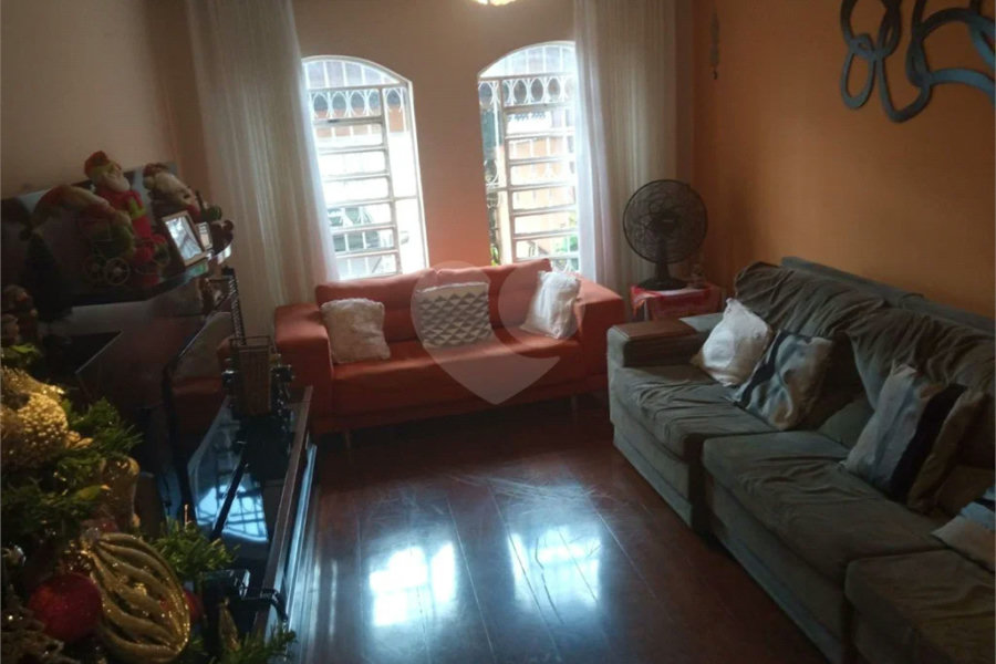 Excelente sobrado à venda, ao lado do Upa da Vila Santa Catarina.