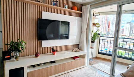 Apartamento à venda com 3 quartos, sendo 1 suíte,  em Vila Bertioga, São Paulo, SP
