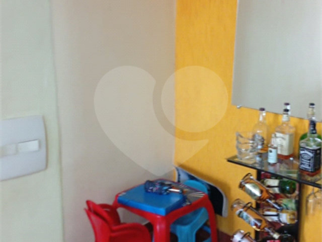 Casa de Vila à venda com 2 quartos, sendo 1 suíte,  em Bom Retiro, São Paulo, SP