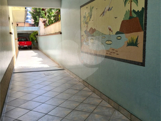 Sobrado à venda com 3 quartos em Campo Belo, São Paulo, SP