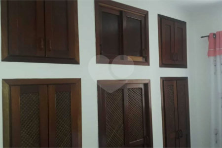 Casa à venda com 3 quartos, sendo 1 suíte, em Jardim Castanheira, São José dos Campos, SP