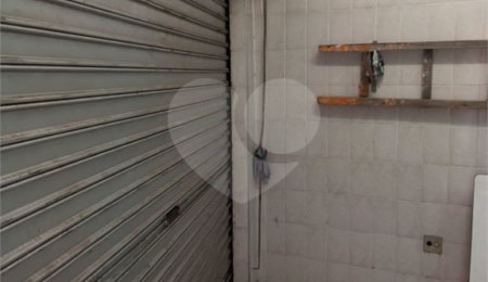 Sobrado à venda com 3 quartos em Vila Santa Maria, São Paulo, SP
