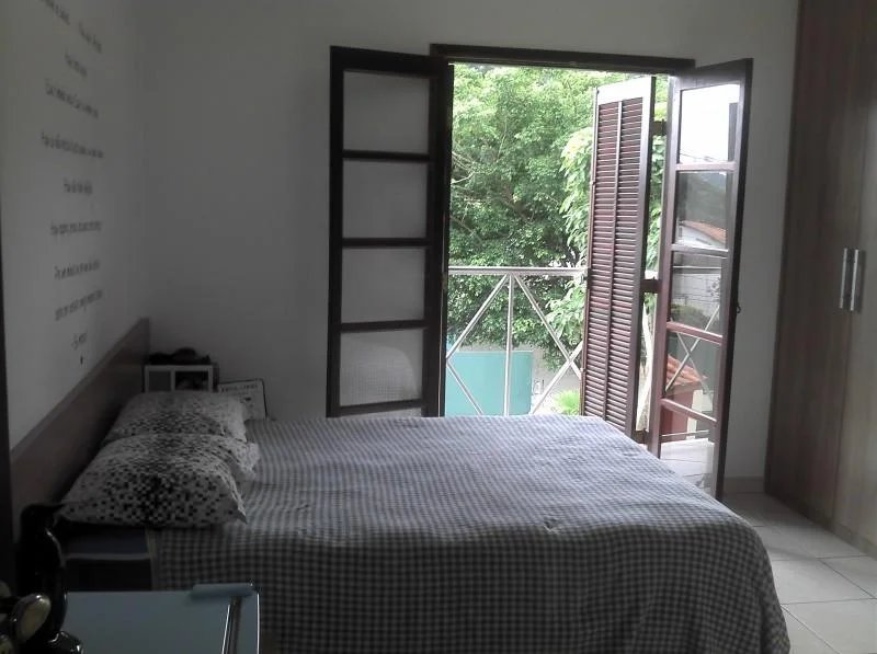 Sobrado à venda com 3 quartos, sendo 1 suíte, em Fazenda Morumbi, São Paulo, SP