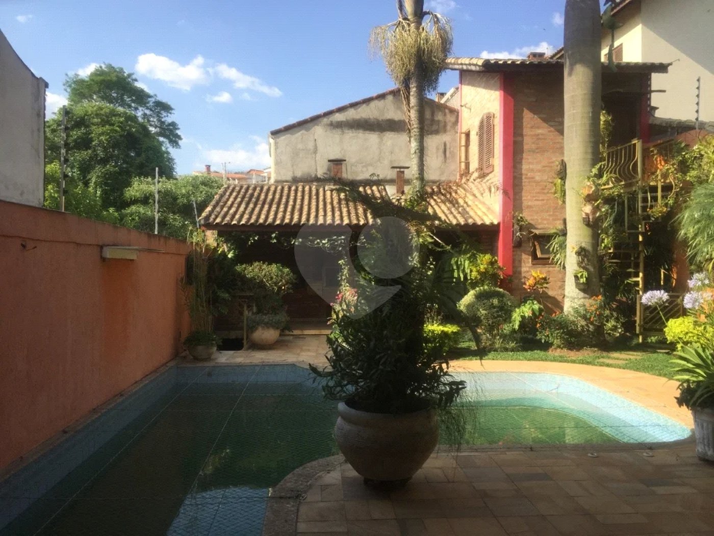 Sobrado à venda com 4 quartos, sendo 3 suítes, em Jardim Virginia Bianca, São Paulo, SP