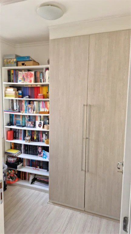 Casa à venda com 3 quartos, sendo 1 suíte, no condomínio Moradas do Horto, São Paulo - SP