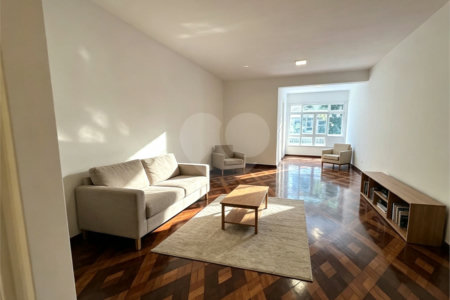 Apartamento à venda com 3 quartos, sendo 1 suíte, em Copacabana, Rio de Janeiro, RJ