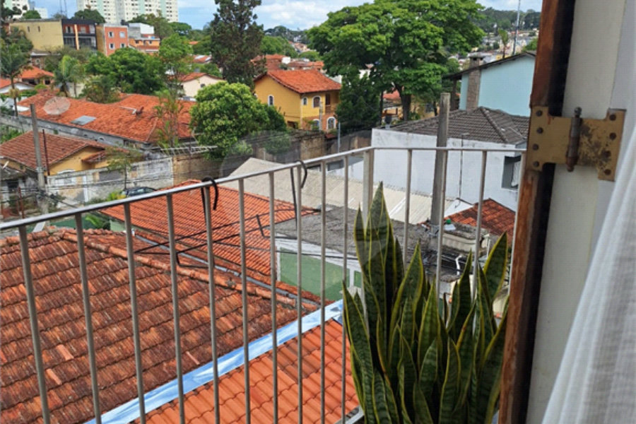 Sobrado à venda com 3 quartos, sendo 1 suíte, em Vila Irmãos Arnoni, São Paulo, SP