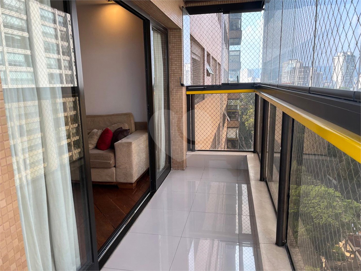 Apartamento à venda com 3 quartos, sendo 1 suíte, em Santana, São Paulo, SP