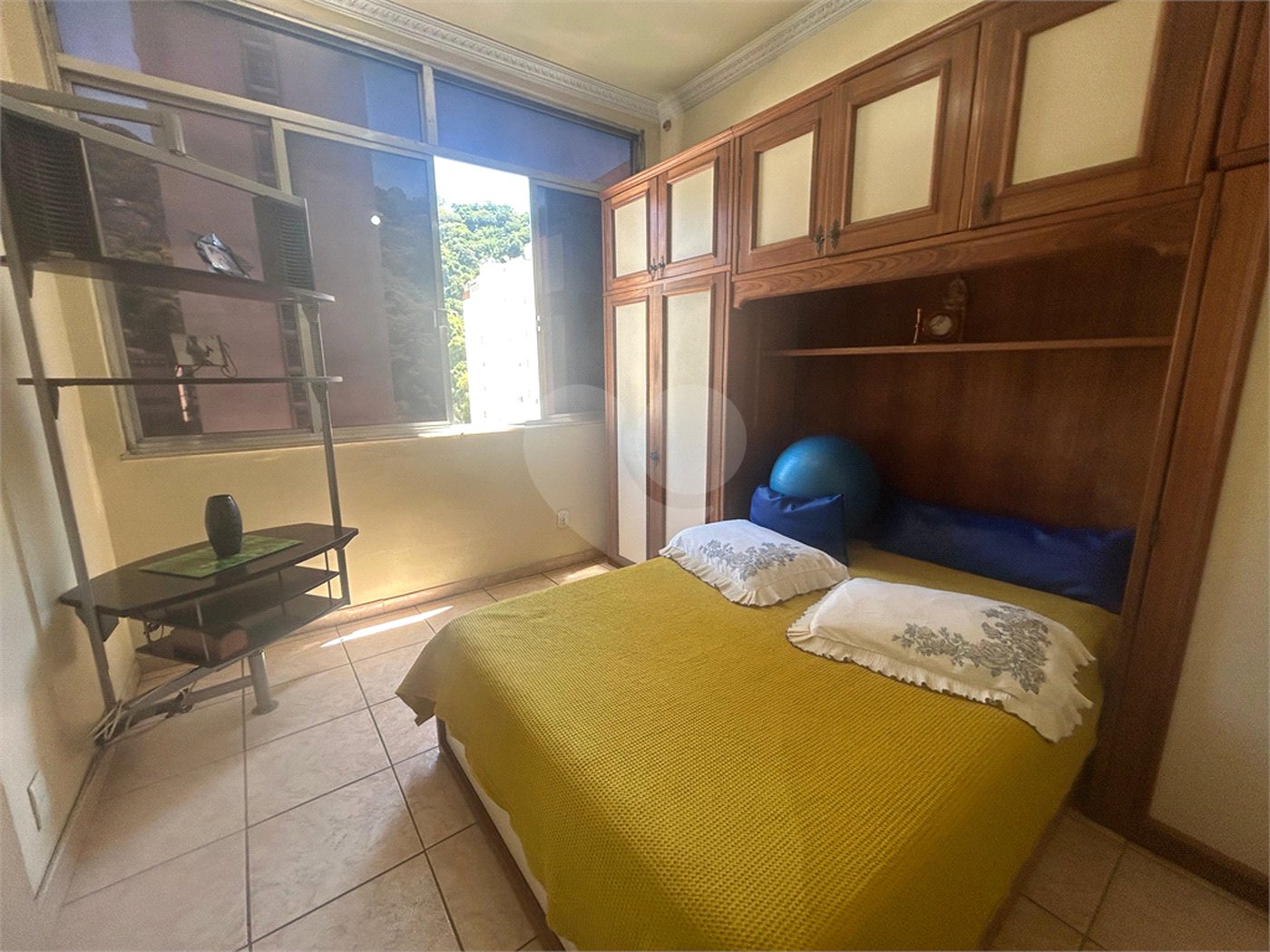 Apartamento à venda com 2 quartos, sendo 1 suíte, em Laranjeiras, Rio de Janeiro, RJ