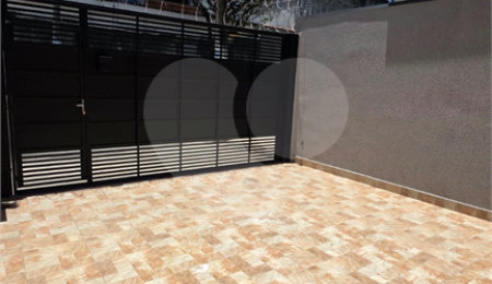 Sobrado à venda com 2 quartos em Parque Guaianazes, São Paulo, SP