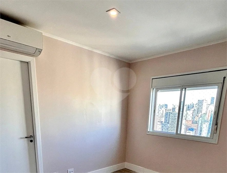 Cobertura Triplex 500M2, 4 suítes, 6 vagas para locação ou venda
