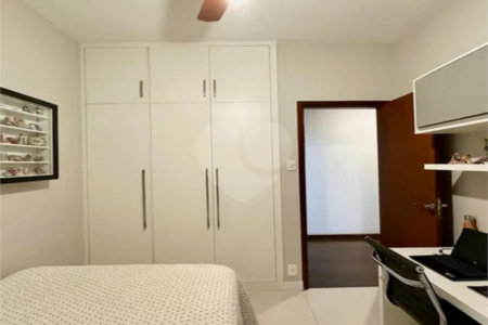 Casa de Vila à venda com 4 quartos, sendo 2 suítes,  em Botafogo, Rio de Janeiro, RJ