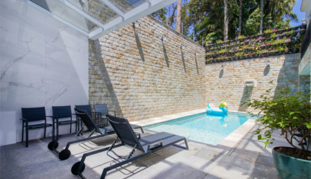 Casa à venda com 4 suítes no condomínio Conde D Eu, São Paulo - SP