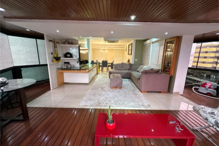 Apartamento à venda ou para alugar com 4 quartos, sendo 1 suíte, no Centro, Mogi das Cruzes, SP