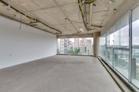 Apartamento à venda com 4 suítes em Moema, São Paulo, SP