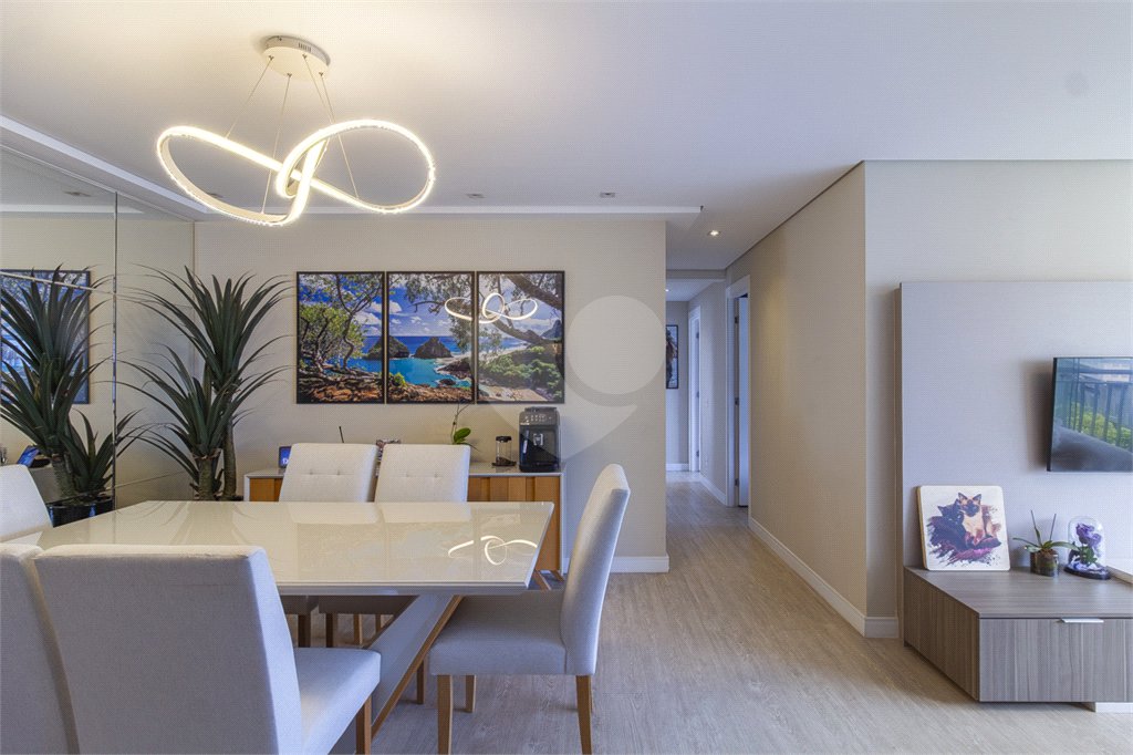 Apartamento à venda com 3 quartos, sendo 1 suíte,  em Jardim Vazani, São Paulo, SP