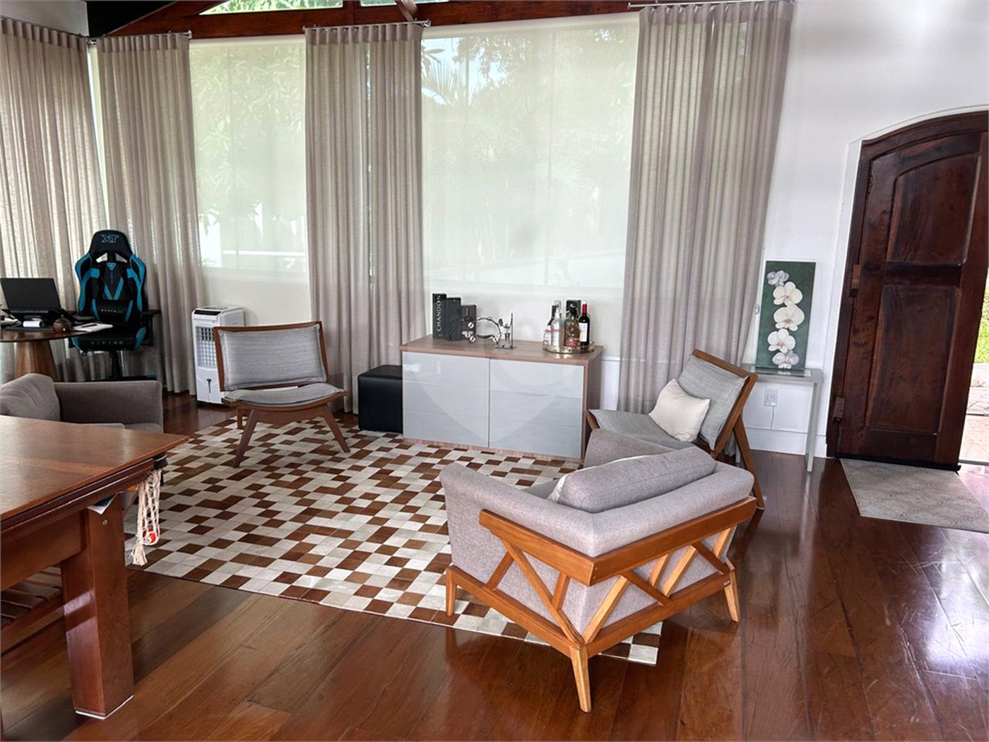 Casa à venda com 2 suítes no condomínio Residencial, Mogi das Cruzes - SP