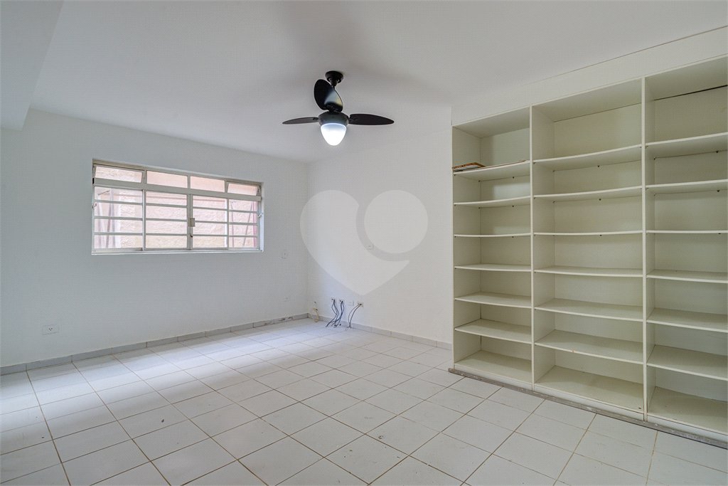 Casa Térrea à venda ou para alugar com 5 quartos, sendo 1 suíte, em Jardim Marajoara, São Paulo, SP