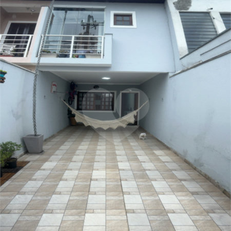 Sobrado à venda com 3 quartos, sendo 1 suíte,  em Vila Marari, São Paulo, SP