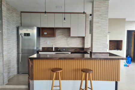 Casa à venda com 6 quartos, sendo 4 suítes, no condomínio Alpes D Ouro, Bom Jesus dos Perdões - SP