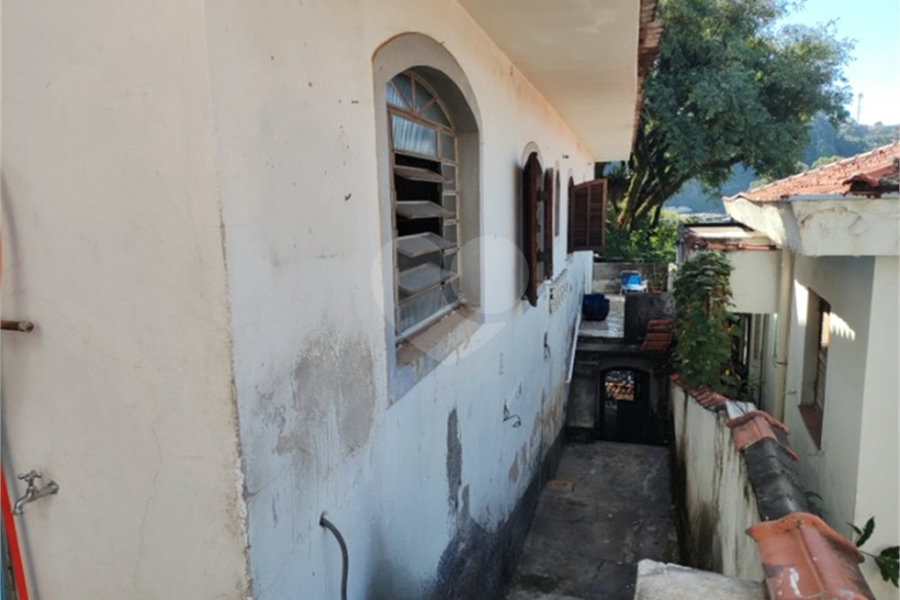 Sobrado à venda com 3 quartos, sendo 1 suíte, em Tremembé, São Paulo, SP