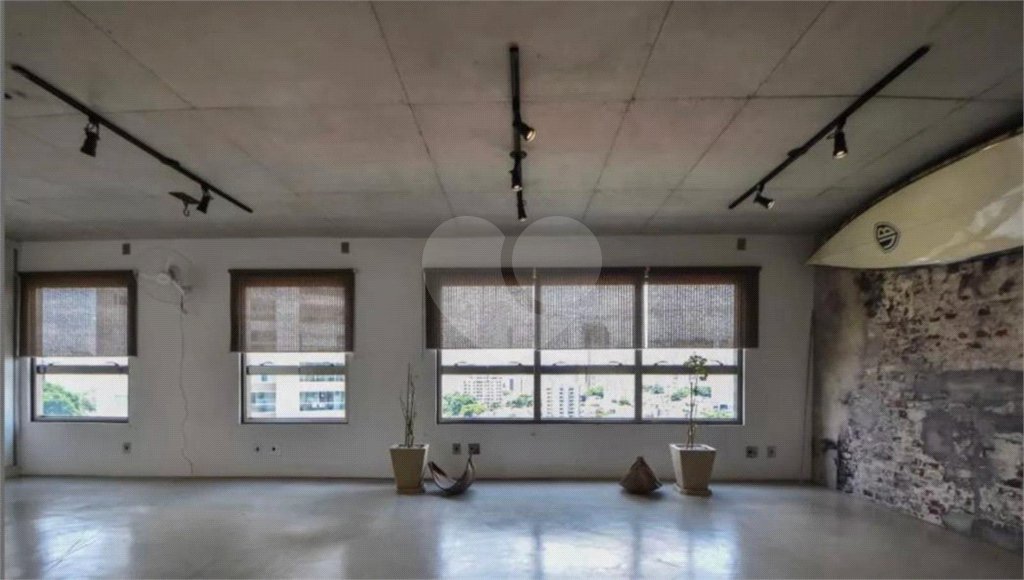 Apartamento à venda com 1 suíte em Jardim das Acácias, São Paulo, SP
