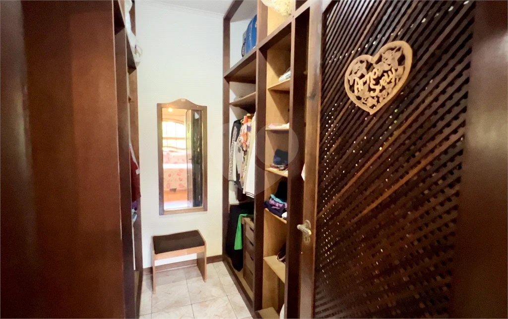 Chácara à venda com 4 quartos, sendo 1 suíte, em Pinheirinho, Vinhedo, SP