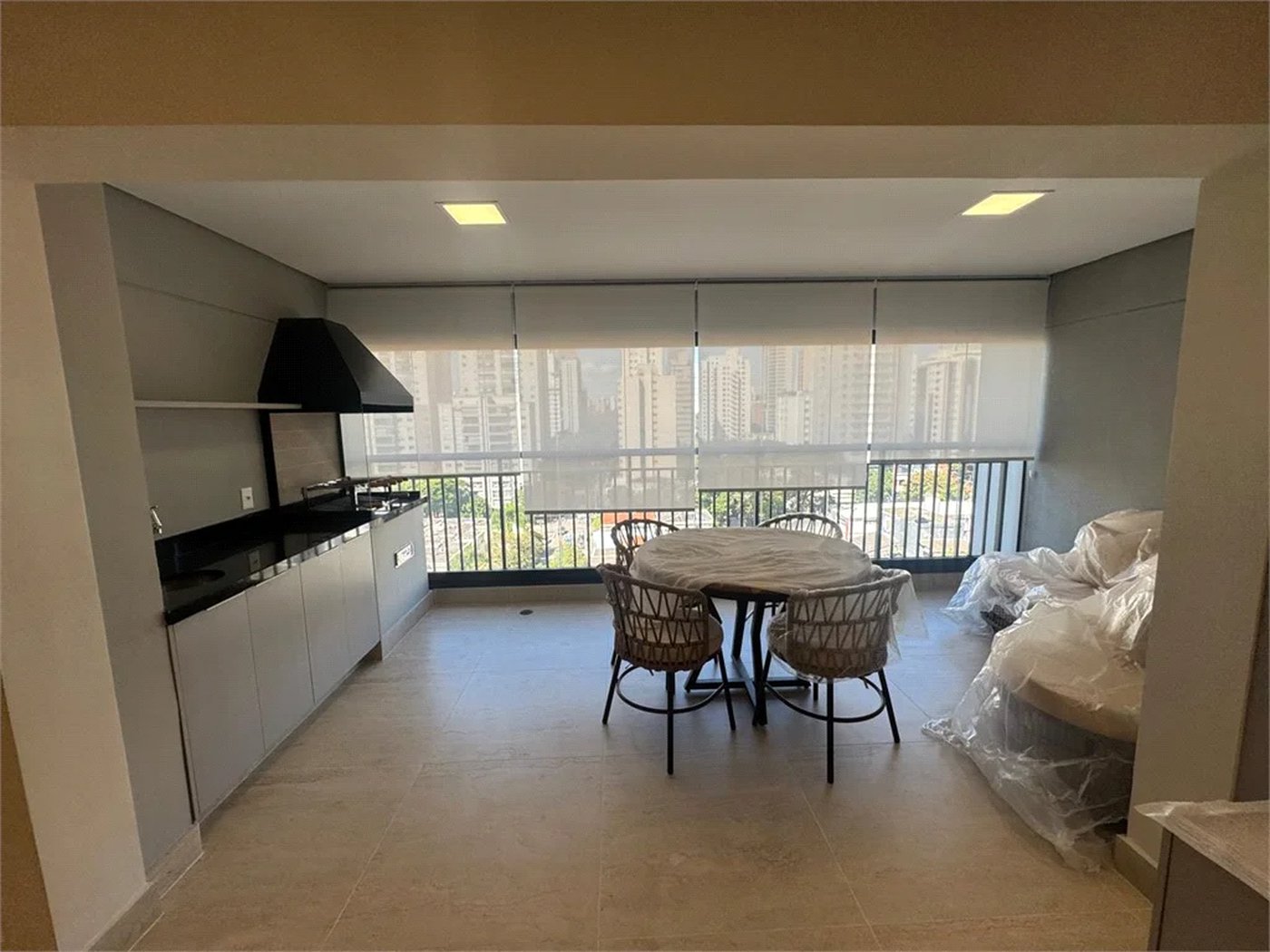 Apartamento à venda com 3 suítes em Brooklin Paulista, São Paulo, SP