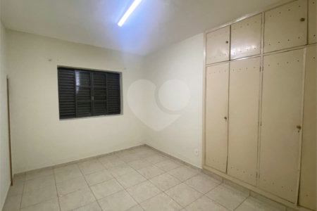 Casa à venda com 3 quartos, sendo 1 suíte, no Centro, Araraquara, SP