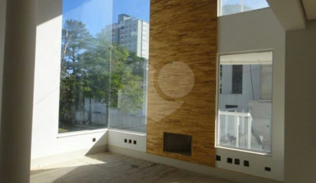 Casa à venda com 3 suítes no condomínio Villa Castanheira, São Paulo - SP
