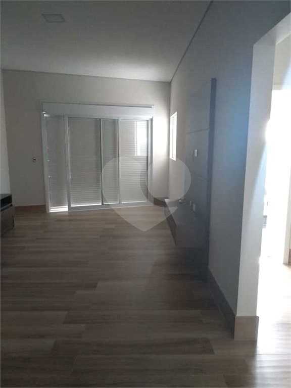 Casa à venda com 3 suítes no condomínio Residencial Parque Esplanada, Votorantim - SP