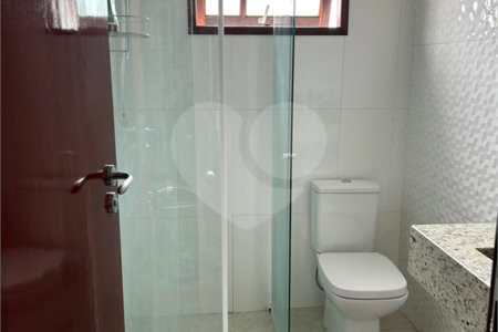Casa à venda com 3 quartos, sendo 1 suíte,  no Centro, Mogi das Cruzes, SP