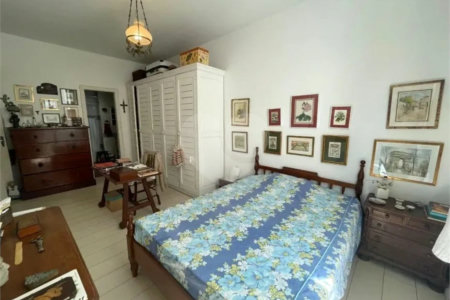 Apartamento à venda com 4 quartos, sendo 1 suíte, em Lagoa, Rio de Janeiro, RJ