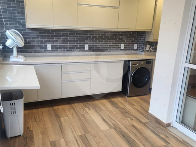 Apartamento à venda com 3 quartos, sendo 1 suíte,  em Barra Funda, São Paulo, SP
