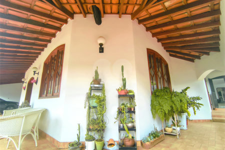 Casa à venda com 5 quartos, sendo 4 suítes, em Jardim Dom Bosco, Indaiatuba, SP