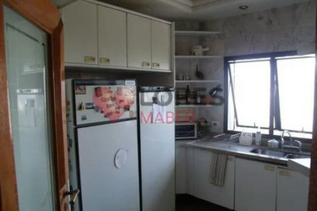 Apartamento à venda com 3 suítes em Vila Suzana, São Paulo, SP