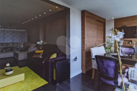 Apartamento à venda com 3 quartos, sendo 1 suíte,  em Vila Anastácio, São Paulo, SP
