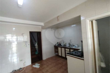 Casa à venda com 2 quartos em Vila Mazzei, São Paulo, SP