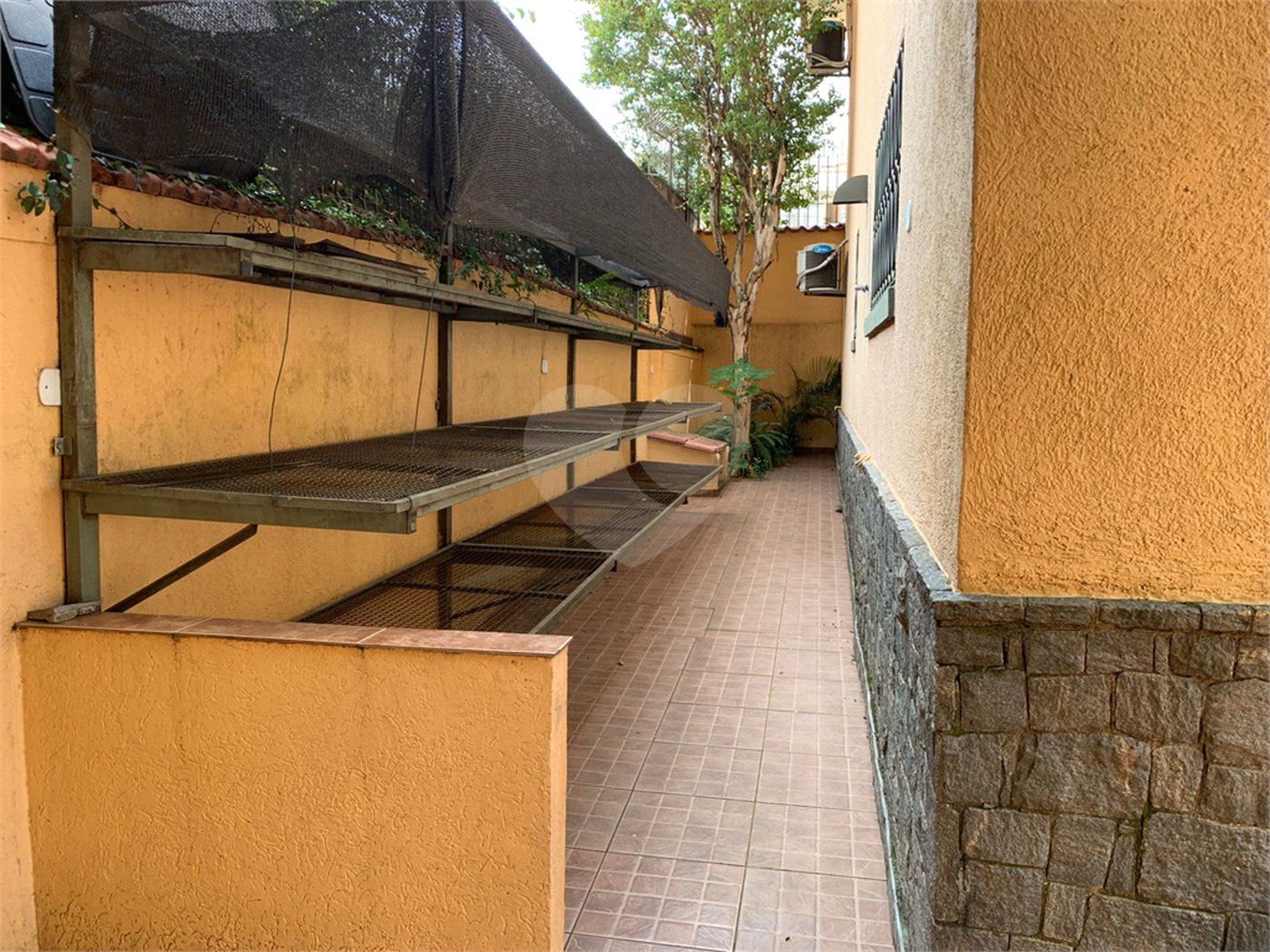 Casa à venda com 5 quartos, sendo 1 suíte,  no condomínio Casa, São Paulo - SP