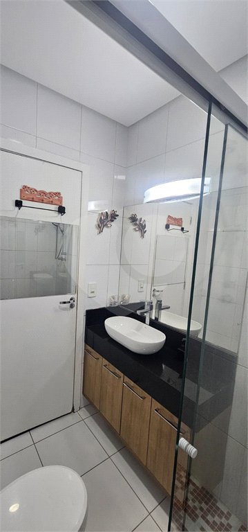 Sobrado à venda com 3 suítes em Vila Alexandria, São Paulo, SP
