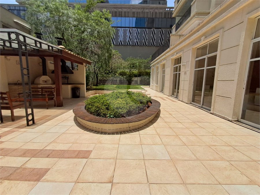 Apartamento à venda com 2 quartos, sendo 1 suíte, em Pinheiros, São Paulo, SP
