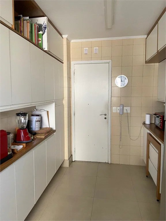 Apartamento à venda com 4 quartos, sendo 2 suítes,  em Vila Andrade, São Paulo, SP