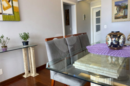 Apartamento à venda com 3 quartos, sendo 1 suíte, em Vila Paulicéia, São Paulo, SP